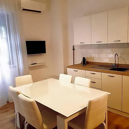 Aparthotel D'azeglio Palermo