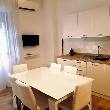 D'azeglio 4*
