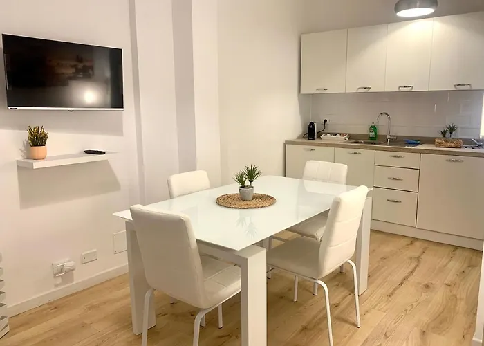 D'azeglio Apartahotel 4*